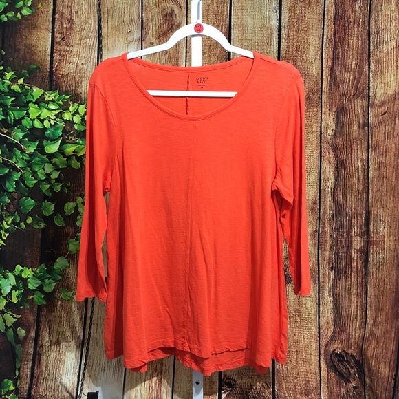 Crown & Ivy A-line Top Size Medium - Picture 1 of 5